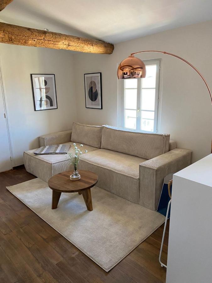 Apartment With Mediterranean Charm In The Heart Of The Provencal Market 昂蒂布 外观 照片