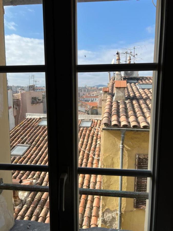 Apartment With Mediterranean Charm In The Heart Of The Provencal Market 昂蒂布 外观 照片