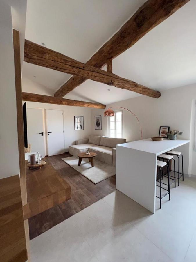 Apartment With Mediterranean Charm In The Heart Of The Provencal Market 昂蒂布 外观 照片